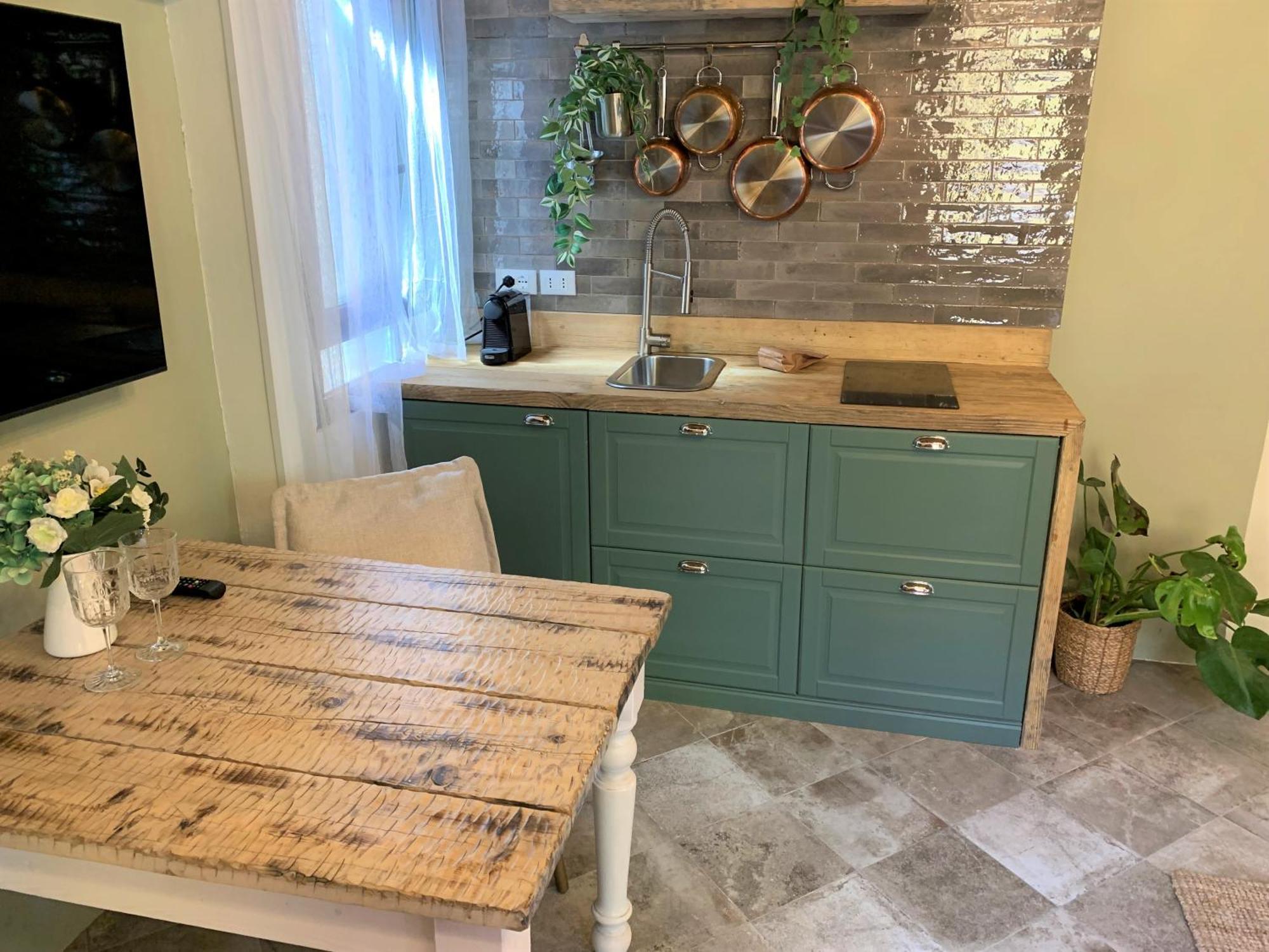 Mini Suite Чоджия Екстериор снимка